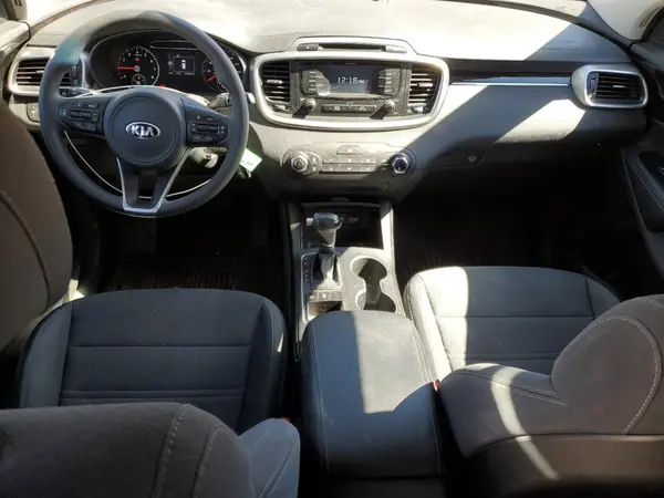 5XYPGDA32HG332277 2017 KIA SORENTO - Image 8