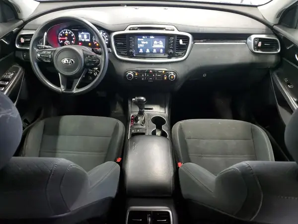 5XYPGDA32JG344208 2018 KIA SORENTO - Image 8