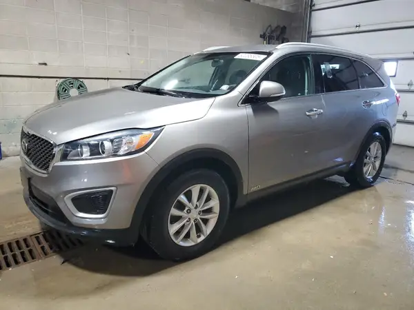 5XYPGDA32JG345407 2018 KIA SORENTO - Image 1