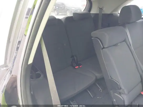 5XYPGDA32JG346802 2018 KIA SORENTO - Image 8