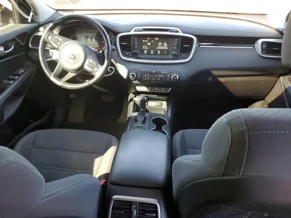 5XYPGDA32JG348369 2018 KIA SORENTO - Image 8