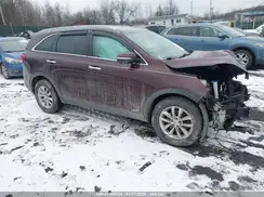 5XYPGDA32JG348517 2018 KIA SORENTO