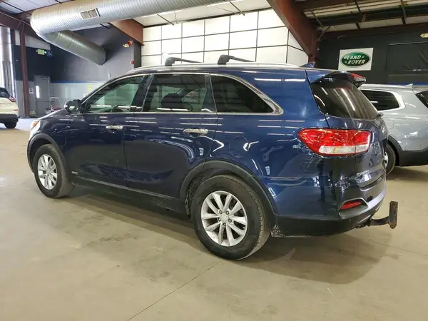 5XYPGDA32JG352244 2018 KIA SORENTO - Image 2