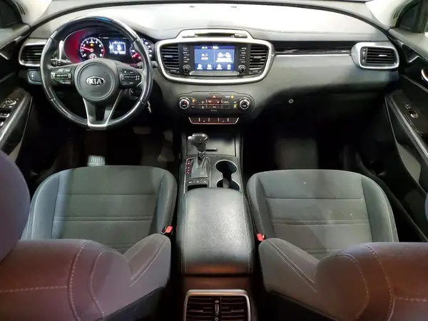 5XYPGDA32JG352244 2018 KIA SORENTO - Image 8