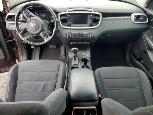 5XYPGDA32JG357704 2018 KIA SORENTO - Image 8