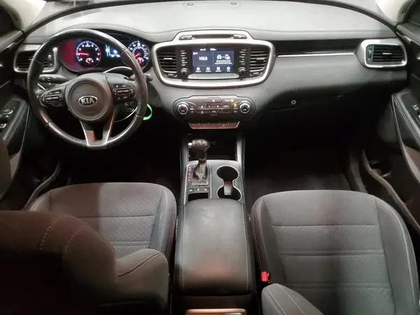 5XYPGDA32JG374471 2018 KIA SORENTO - Image 8