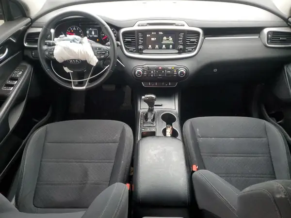 5XYPGDA32JG377158 2018 KIA SORENTO - Image 8