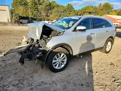 5XYPGDA32JG380285 2018 KIA SORENTO