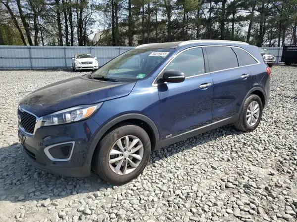5XYPGDA32JG399337 2018 KIA SORENTO - Image 1