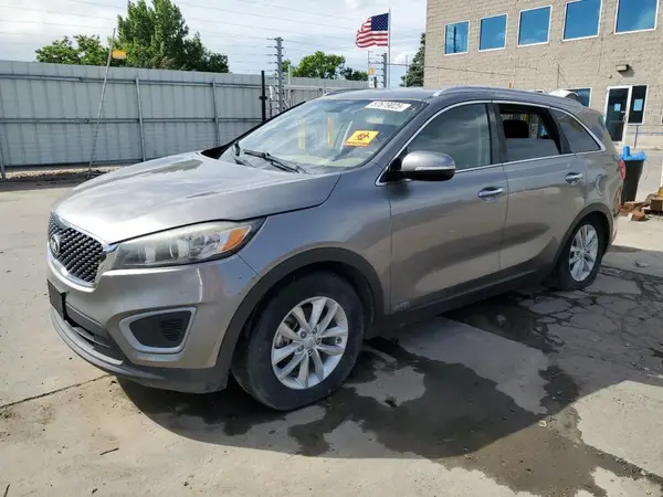 5XYPGDA32JG400597 2018 KIA SORENTO - Image 1
