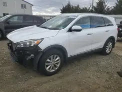 5XYPGDA32JG405878 2018 KIA SORENTO