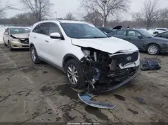5XYPGDA32JG415939 2018 KIA SORENTO