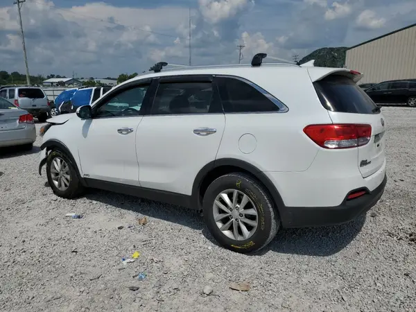 5XYPGDA32JG424348 2018 KIA SORENTO - Image 2
