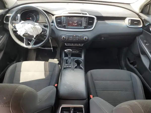 5XYPGDA32JG424348 2018 KIA SORENTO - Image 8