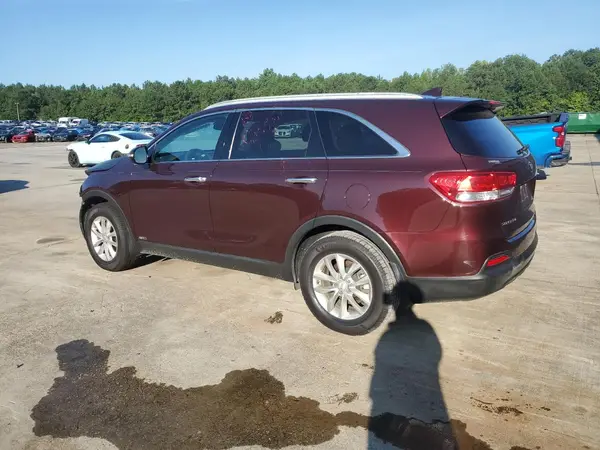 5XYPGDA32JG428383 2018 KIA SORENTO - Image 2
