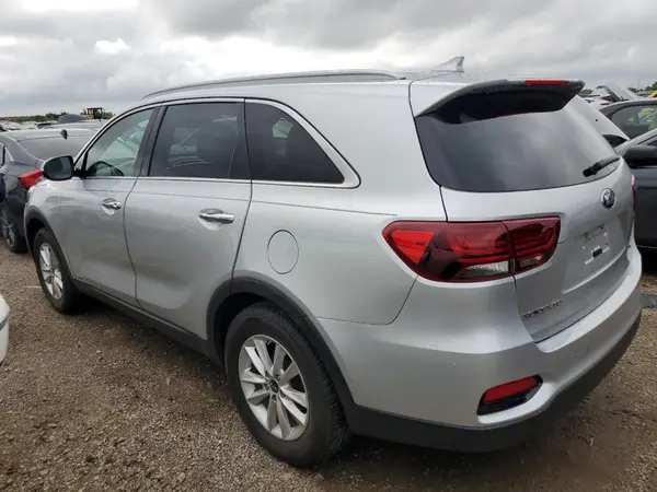 5XYPGDA32KG432578 2019 KIA SORENTO - Image 2