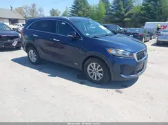 5XYPGDA32KG433827 2019 KIA SORENTO