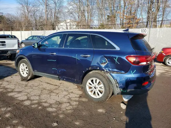 5XYPGDA32KG435772 2019 KIA SORENTO - Image 2