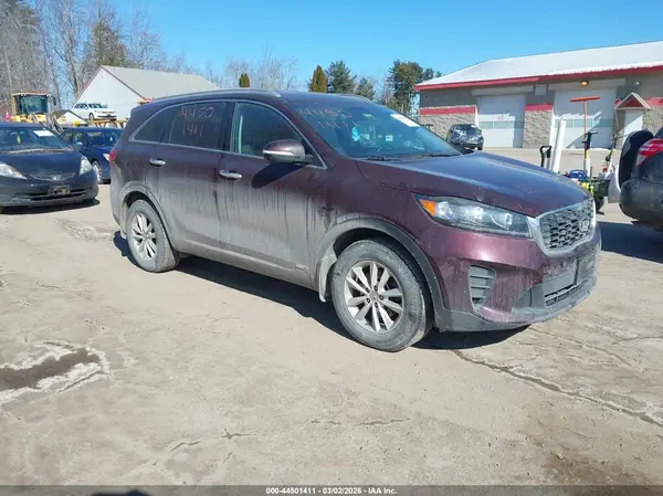 5XYPGDA32KG436369 2019 KIA SORENTO - Image 1