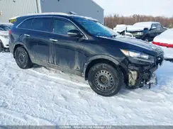 5XYPGDA32KG442155 2019 KIA SORENTO