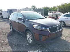 5XYPGDA32KG451552 2019 KIA SORENTO