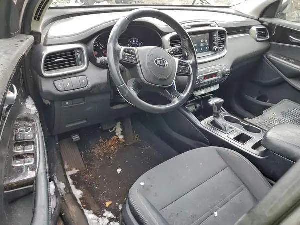 5XYPGDA32KG453284 2019 KIA SORENTO - Image 8