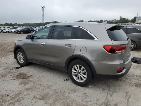 5XYPGDA32KG453964 2019 KIA SORENTO - Image 2