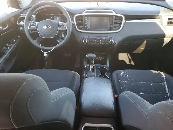 5XYPGDA32KG465418 2019 KIA SORENTO - Image 8