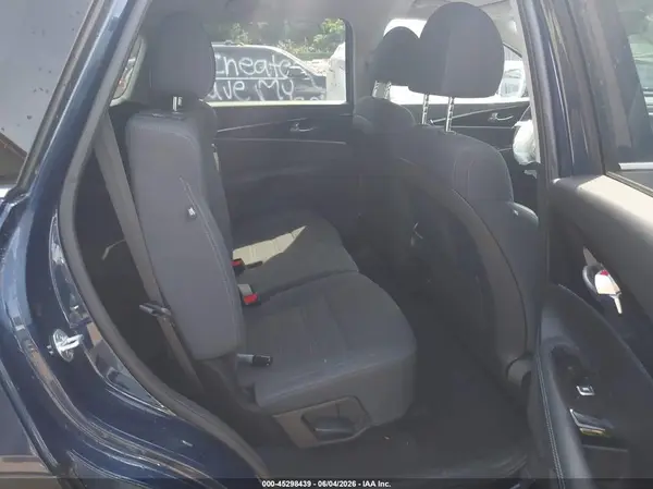 5XYPGDA32KG465662 2019 KIA SORENTO - Image 8