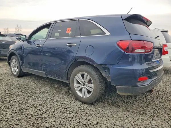 5XYPGDA32KG469534 2019 KIA SORENTO - Image 2