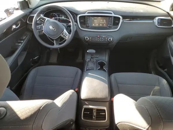 5XYPGDA32KG516285 2019 KIA SORENTO - Image 8