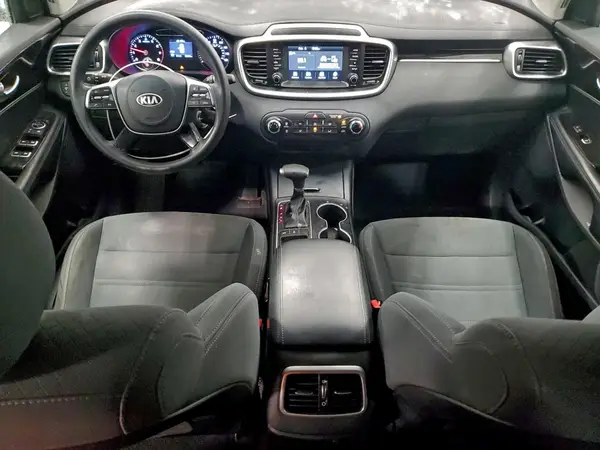 5XYPGDA32KG527285 2019 KIA SORENTO - Image 8