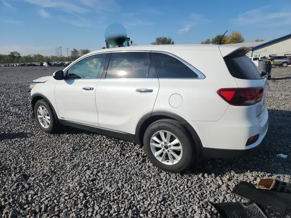 5XYPGDA32KG536438 2019 KIA SORENTO - Image 2