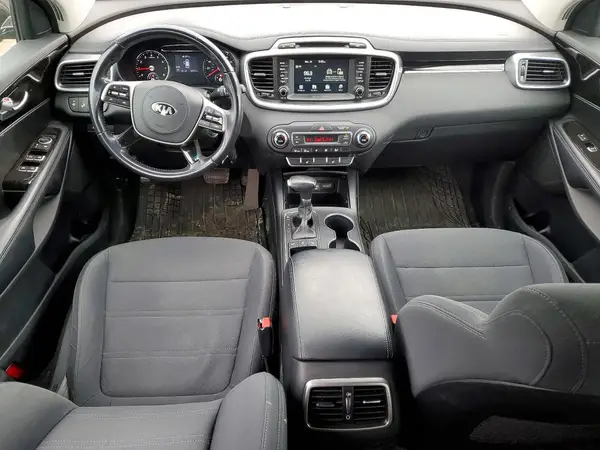 5XYPGDA32KG552199 2019 KIA SORENTO - Image 8