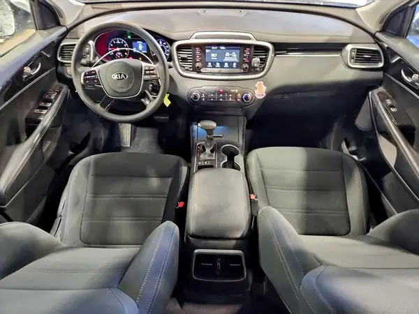 5XYPGDA32KG562599 2019 KIA SORENTO - Image 8