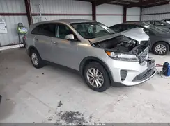 5XYPGDA32KG563199 2019 KIA SORENTO
