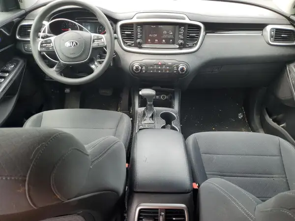 5XYPGDA32KG563722 2019 KIA SORENTO - Image 8