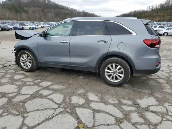 5XYPGDA32KG603278 2019 KIA SORENTO - Image 2