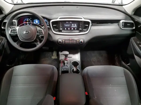 5XYPGDA32LG623080 2020 KIA SORENTO - Image 8