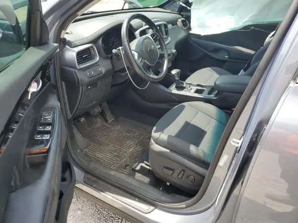 5XYPGDA32LG628358 2020 KIA SORENTO - Image 8