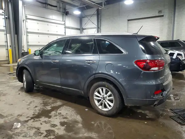 5XYPGDA32LG660842 2020 KIA SORENTO - Image 2