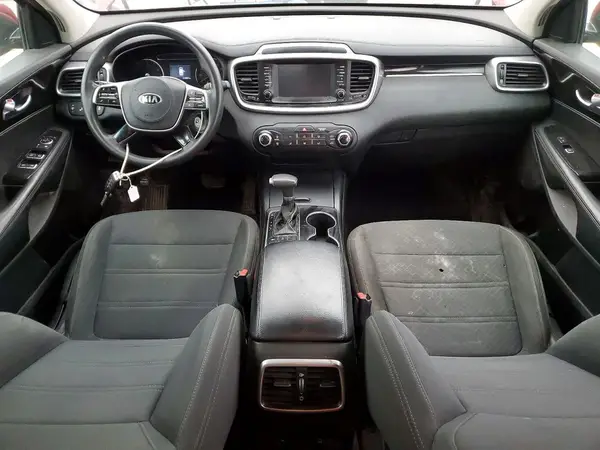 5XYPGDA32LG669606 2020 KIA SORENTO - Image 8