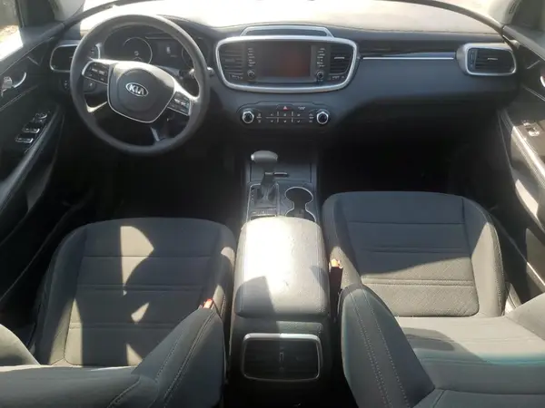 5XYPGDA32LG675521 2020 KIA SORENTO - Image 8
