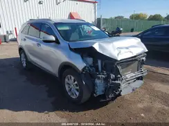 5XYPGDA33GG003523 2016 KIA SORENTO