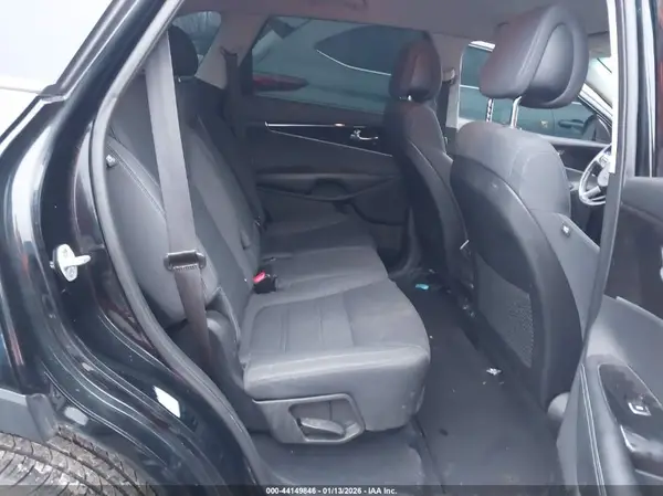 5XYPGDA33GG017065 2016 KIA SORENTO - Image 8