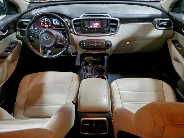5XYPGDA33GG023206 2016 KIA SORENTO - Image 8