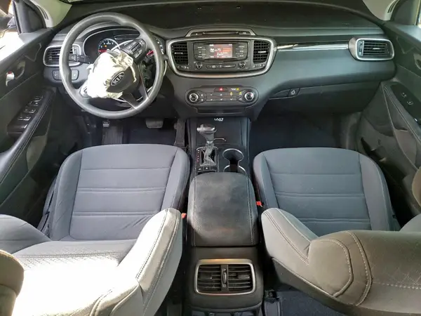 5XYPGDA33GG027448 2016 KIA SORENTO - Image 8