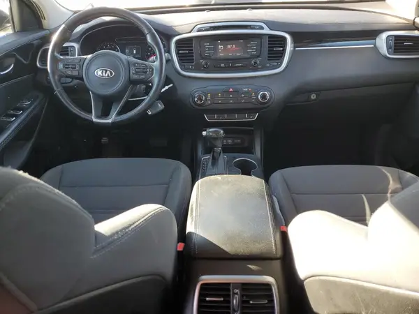 5XYPGDA33GG037543 2016 KIA SORENTO - Image 8