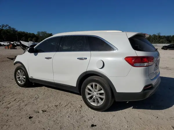 5XYPGDA33GG044699 2016 KIA SORENTO - Image 2