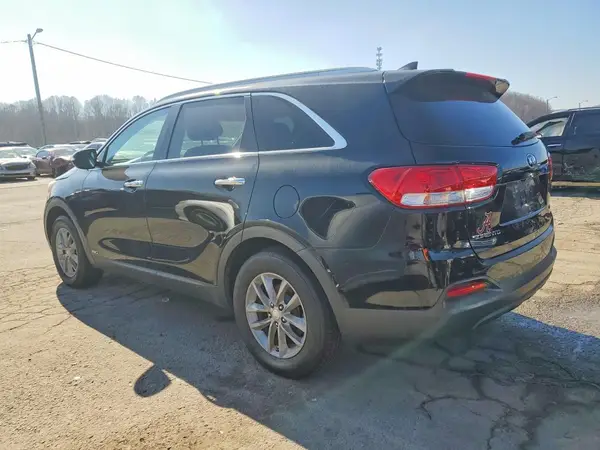 5XYPGDA33GG054780 2016 KIA SORENTO - Image 2